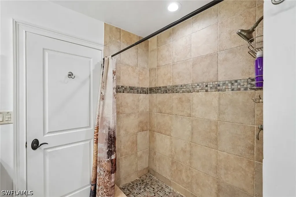 4980 Tamarind Ridge Drive Naples FL 34119