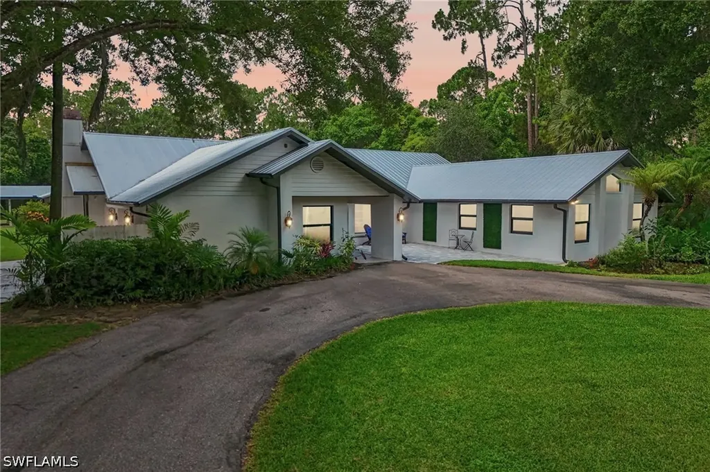 4980 Tamarind Ridge Drive Naples FL 34119