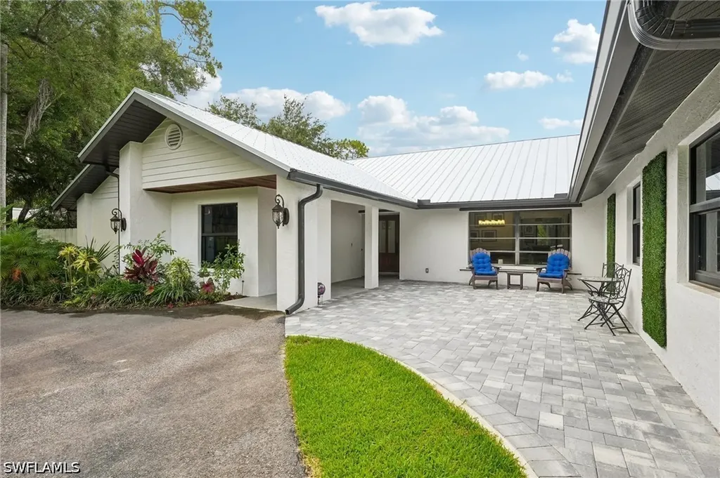 4980 Tamarind Ridge Drive Naples FL 34119