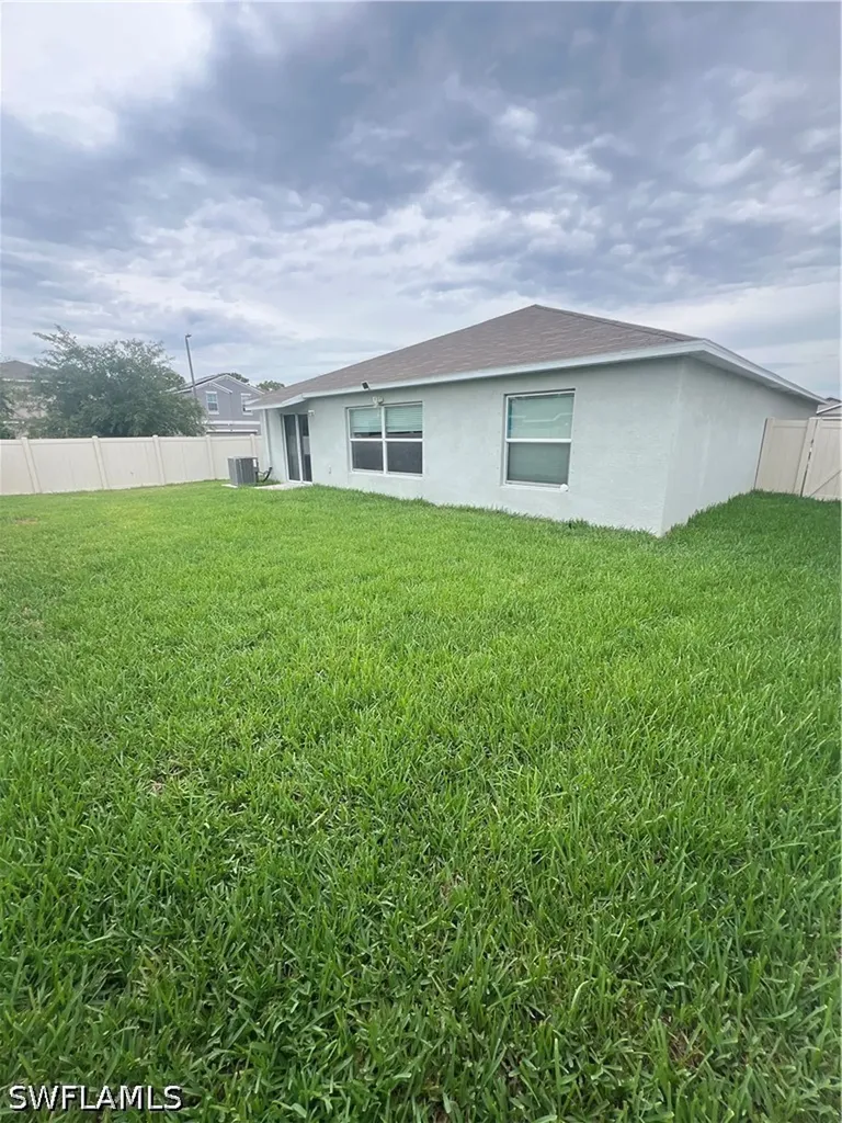 444 Serenity Mill Loop Ruskin FL 33570