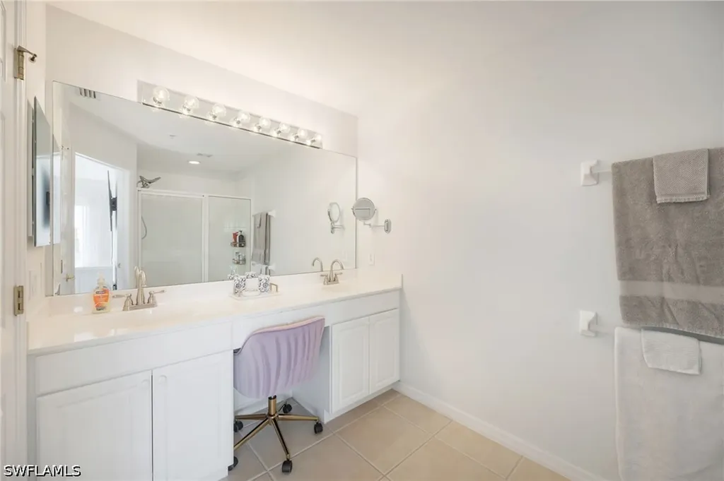 1058 Albany Court Naples FL 34105