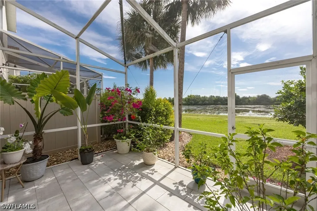 1058 Albany Court Naples FL 34105