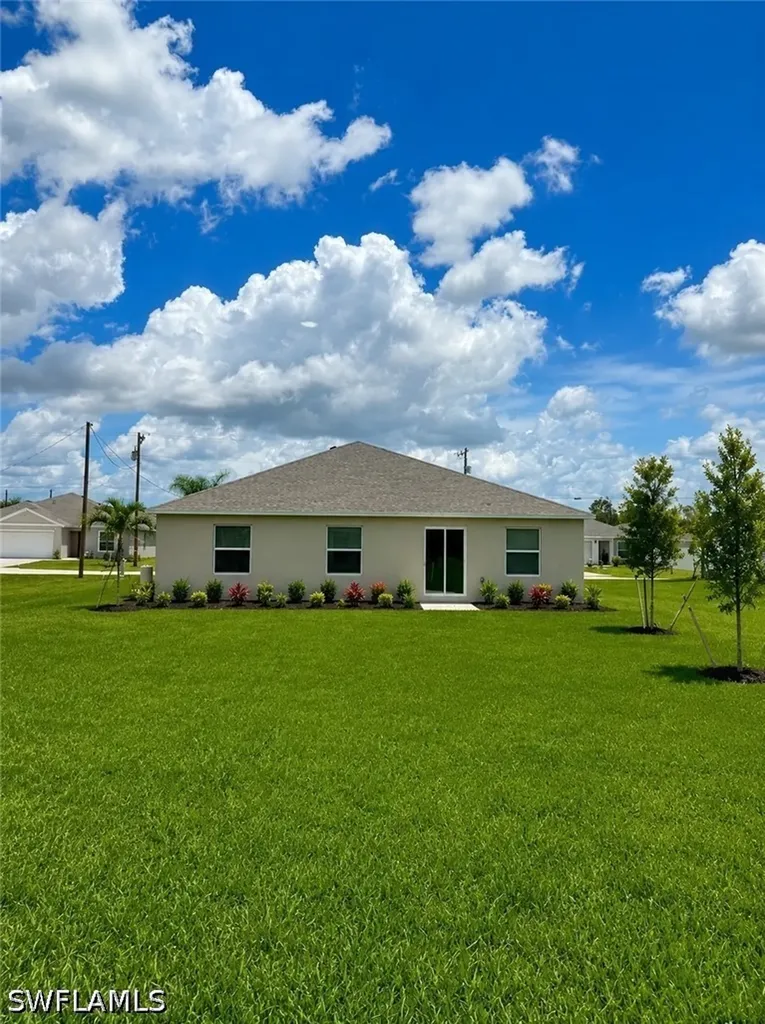 337 Marabou Drive Lehigh Acres FL 33974
