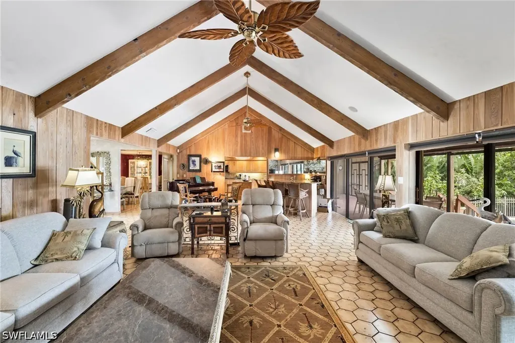3695 Gordon Drive Naples FL 34102