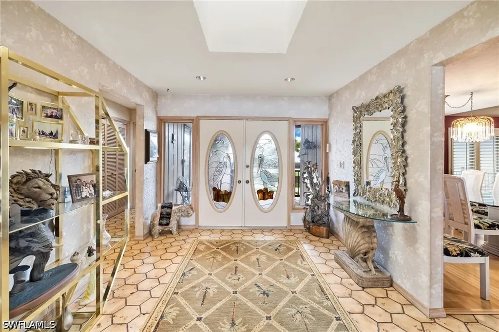 3695 Gordon Drive Naples FL 34102