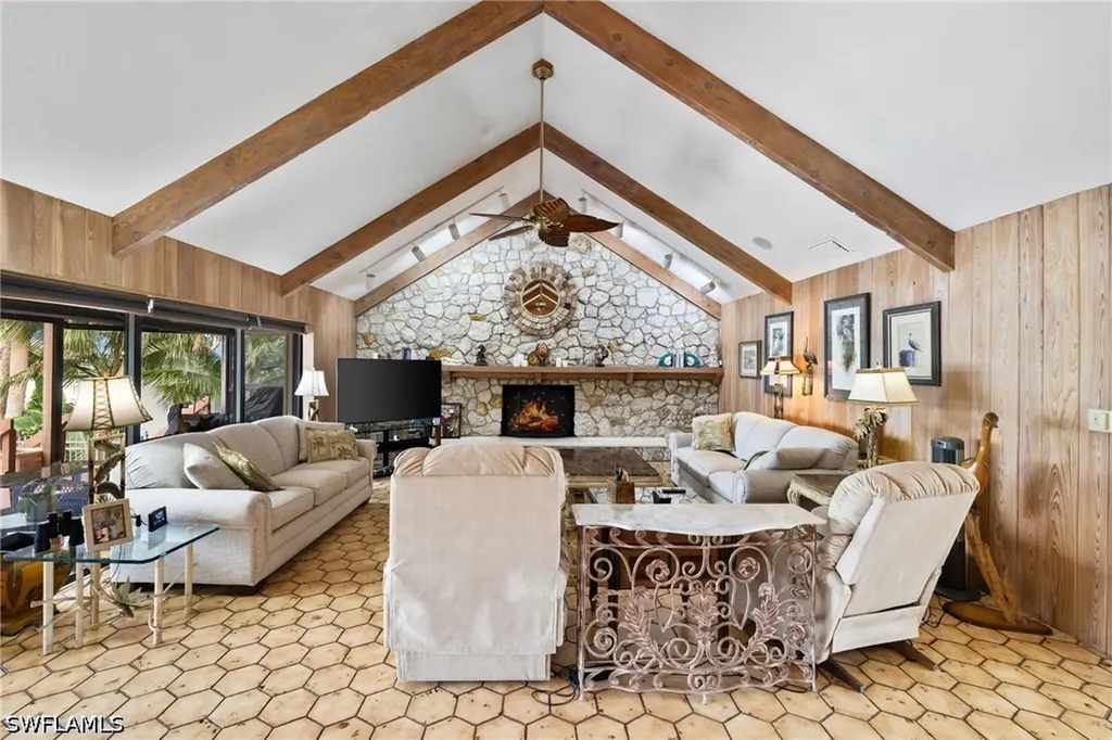3695 Gordon Drive Naples FL 34102