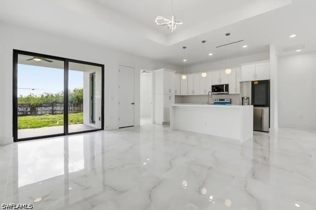 4221 22nd Street SW Lehigh Acres FL 33976