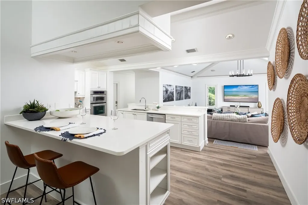 420 Palm Circle E Naples FL 34102