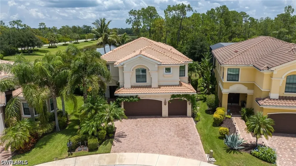 3335 Pacific Drive Naples FL 34119