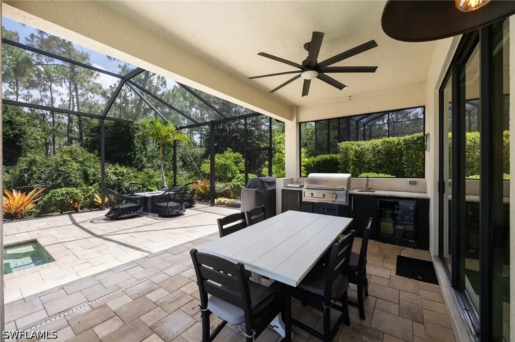 3335 Pacific Drive Naples FL 34119