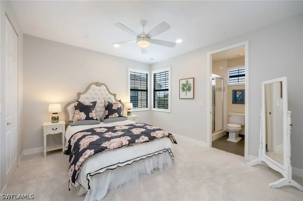 3335 Pacific Drive Naples FL 34119