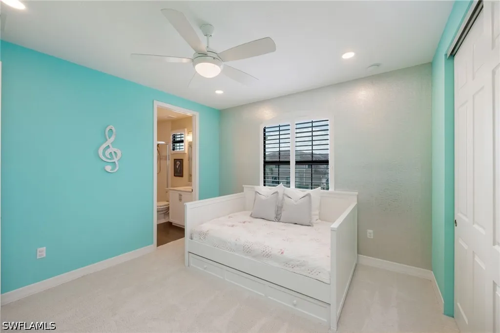 3335 Pacific Drive Naples FL 34119