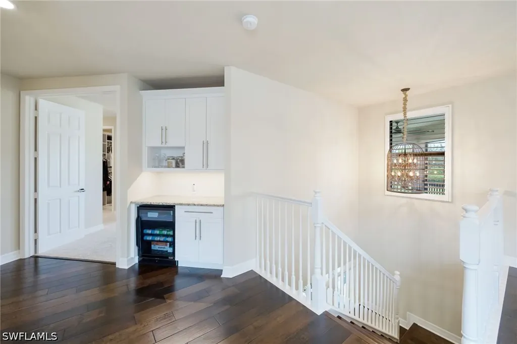 3335 Pacific Drive Naples FL 34119