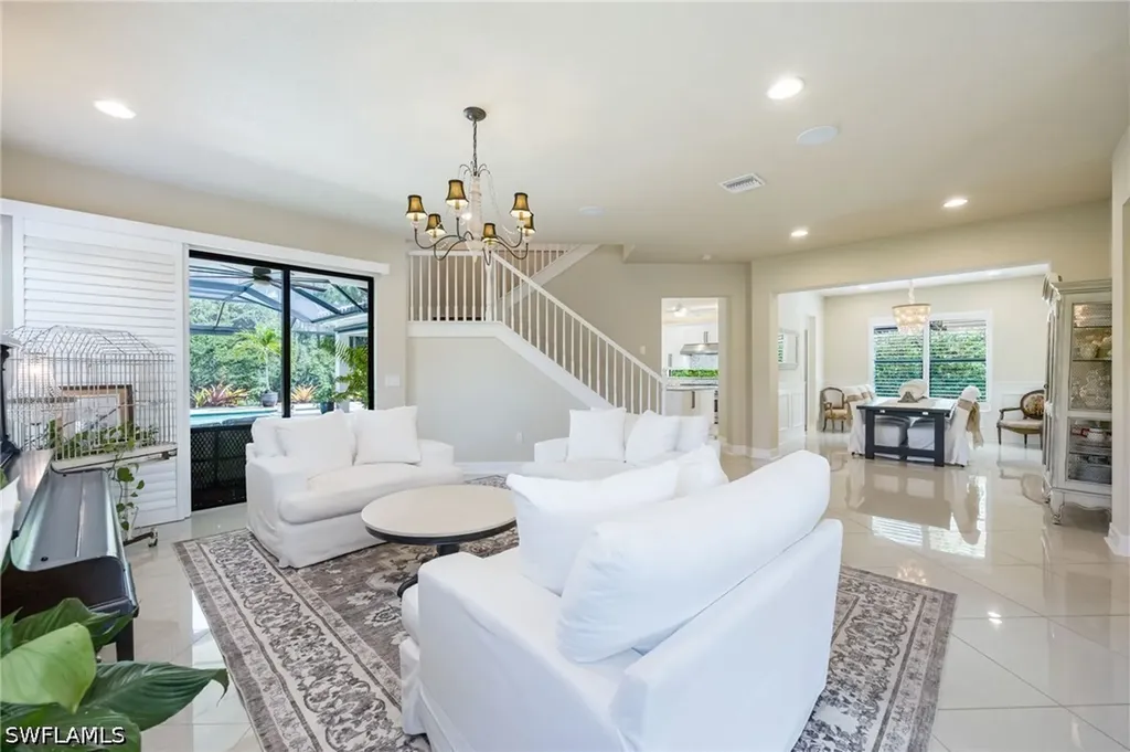 3335 Pacific Drive Naples FL 34119