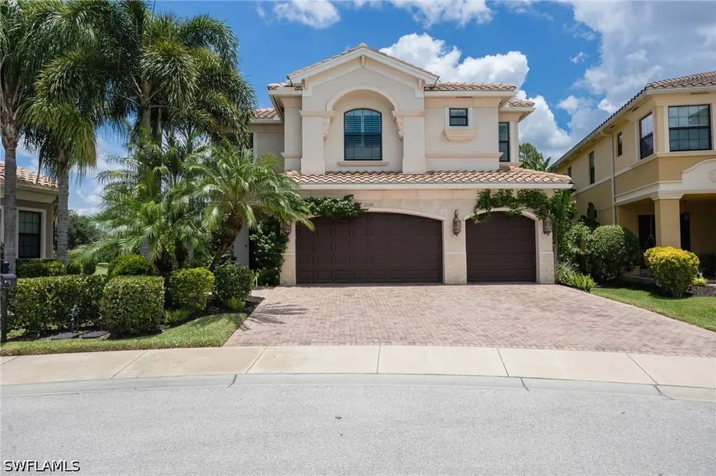 3335 Pacific Drive Naples FL 34119
