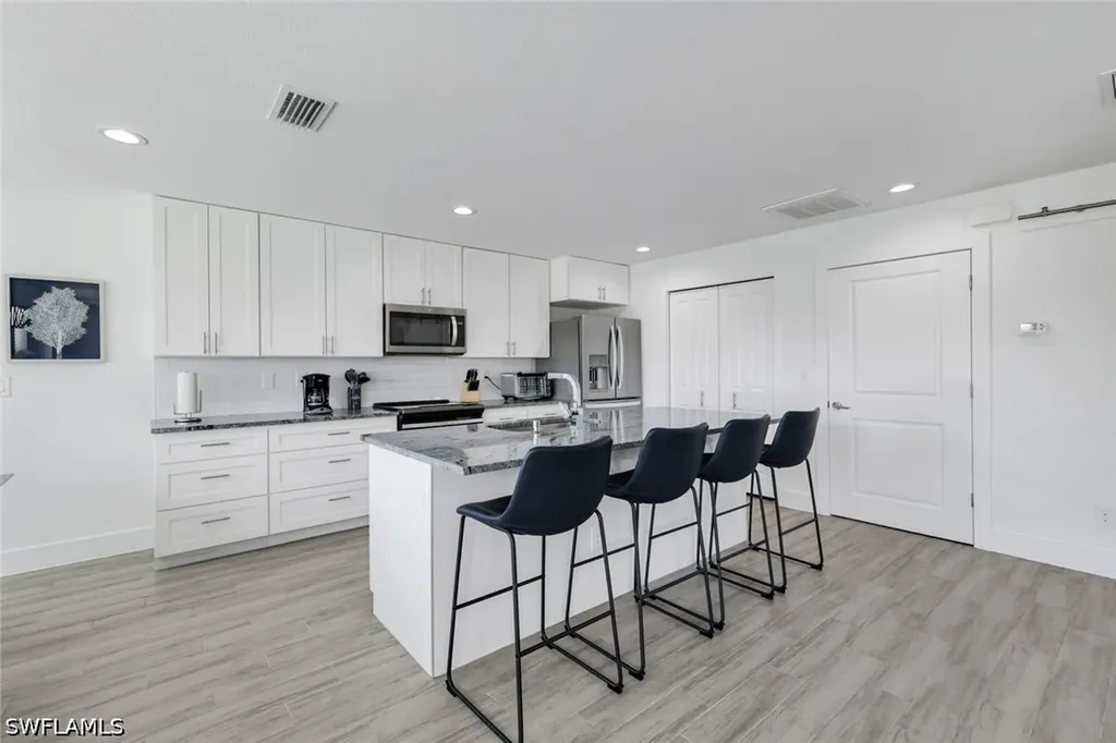 6053 Montego Bay Loop Fort Myers FL 33908