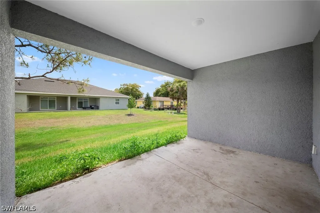 5022 25th Street SW Lehigh Acres FL 33973