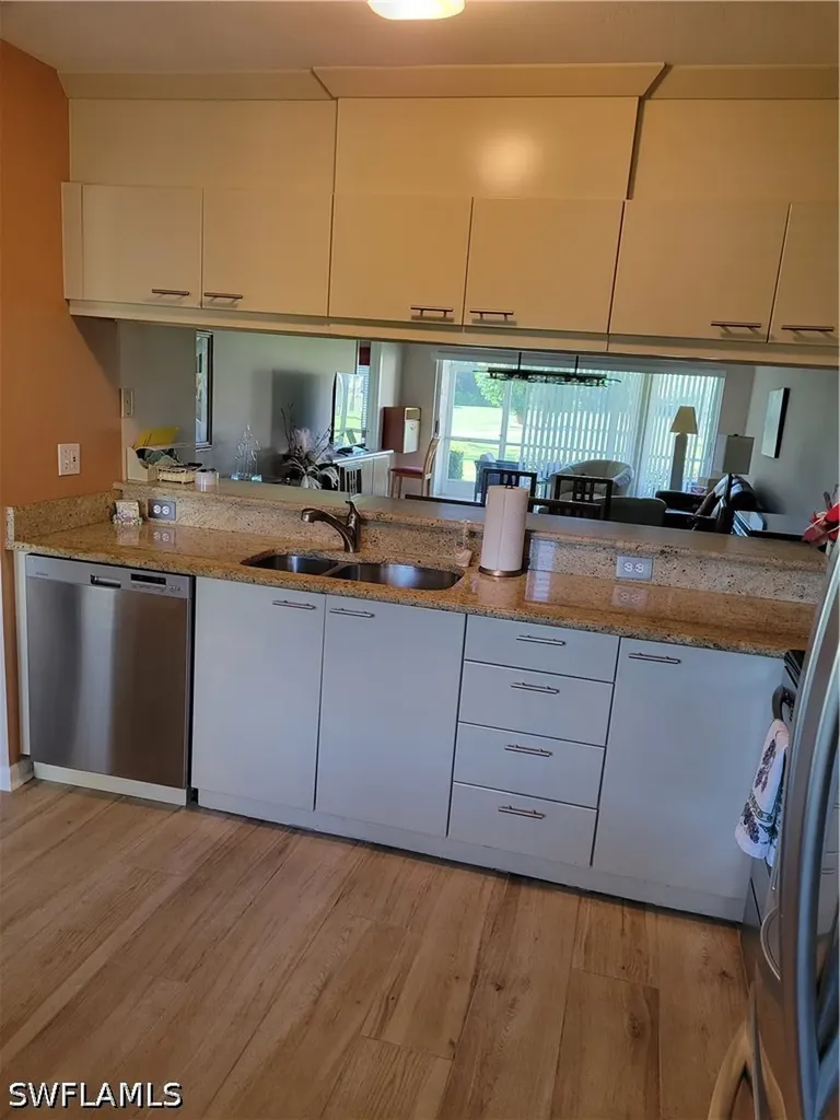 1001 Eastham Way Naples FL 34104