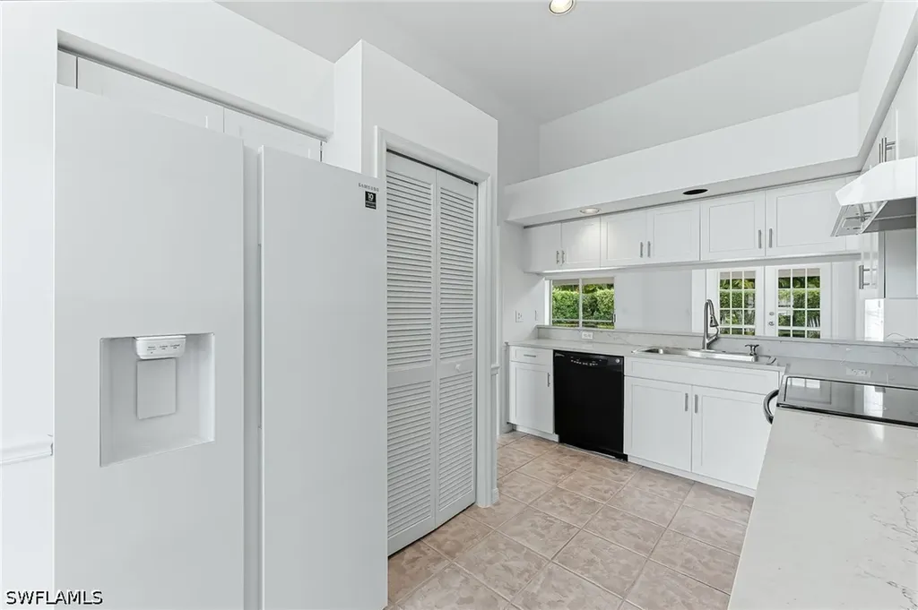 757 Belville Boulevard Naples FL 34104