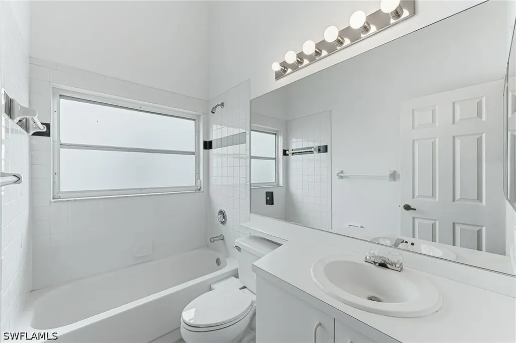 757 Belville Boulevard Naples FL 34104