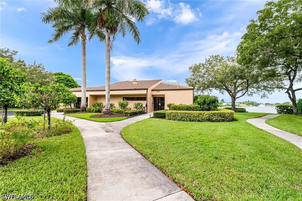 757 Belville Boulevard Naples FL 34104