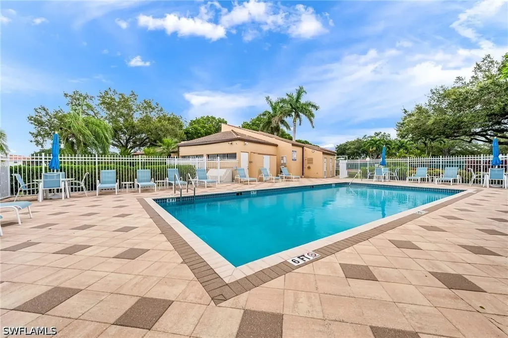 757 Belville Boulevard Naples FL 34104