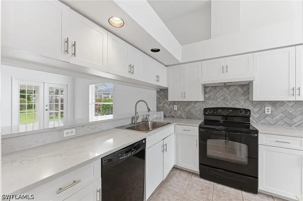 757 Belville Boulevard Naples FL 34104