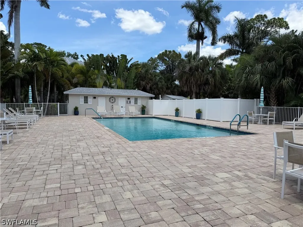 3002 Sandpiper Bay Circle Naples FL 34112