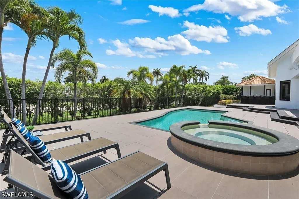 1578 S Barfield Court Marco Island FL 34145