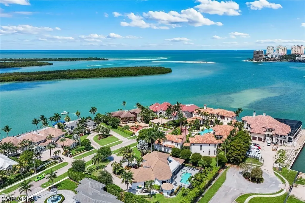 1578 S Barfield Court Marco Island FL 34145