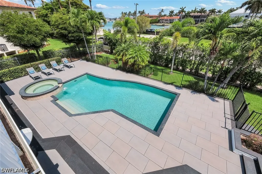1578 S Barfield Court Marco Island FL 34145