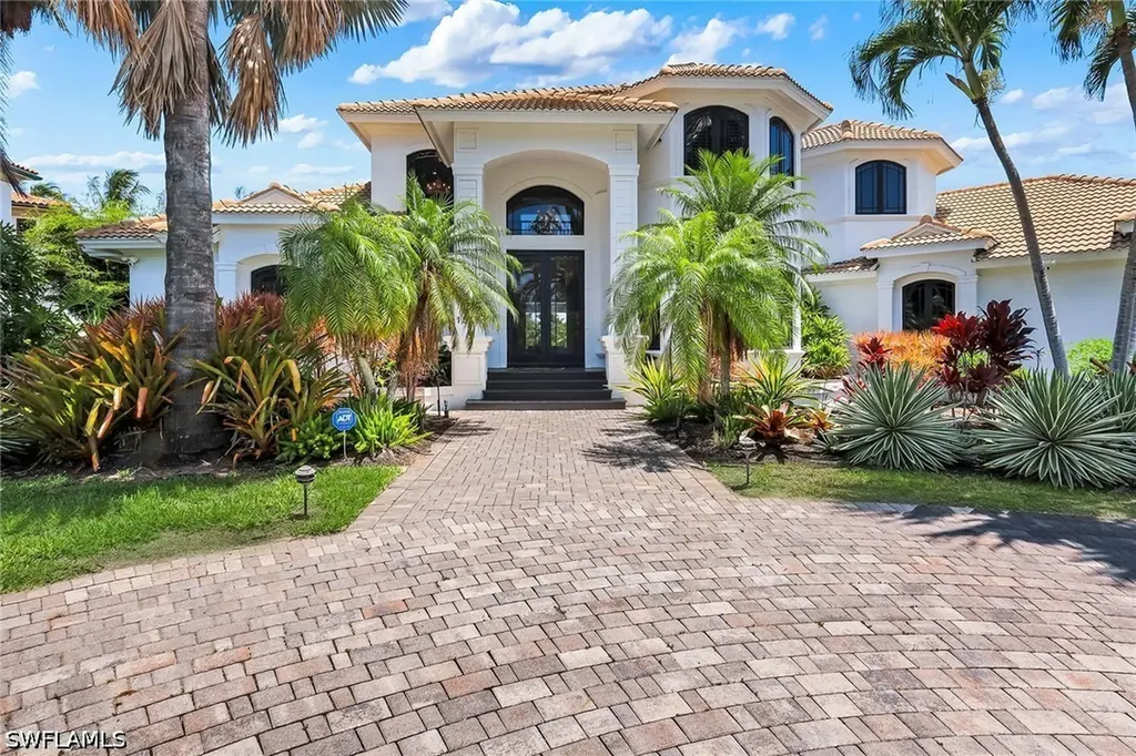 1578 S Barfield Court Marco Island FL 34145