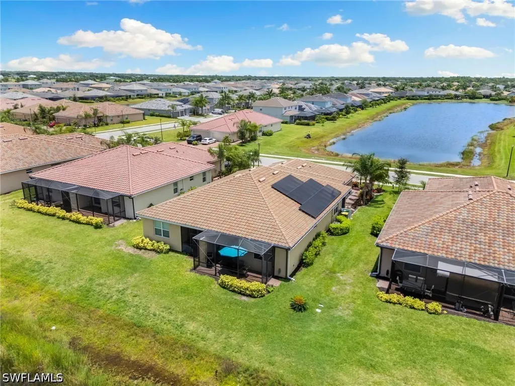 Naples FL, 2547 Vine Avenue