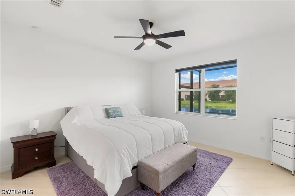 2547 Vine Avenue Naples FL 34120