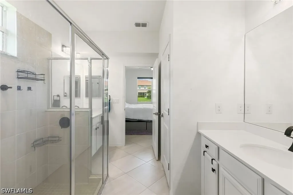 2547 Vine Avenue Naples FL 34120