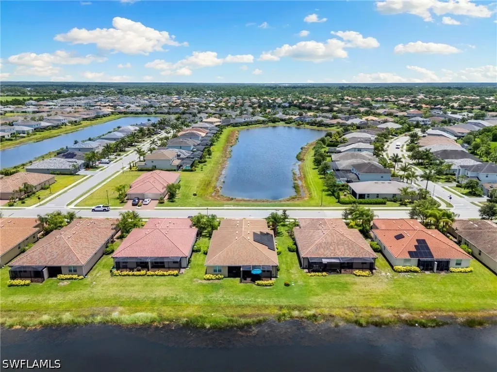 2547 Vine Avenue Naples FL 34120