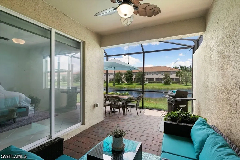 2547 Vine Avenue Naples FL 34120