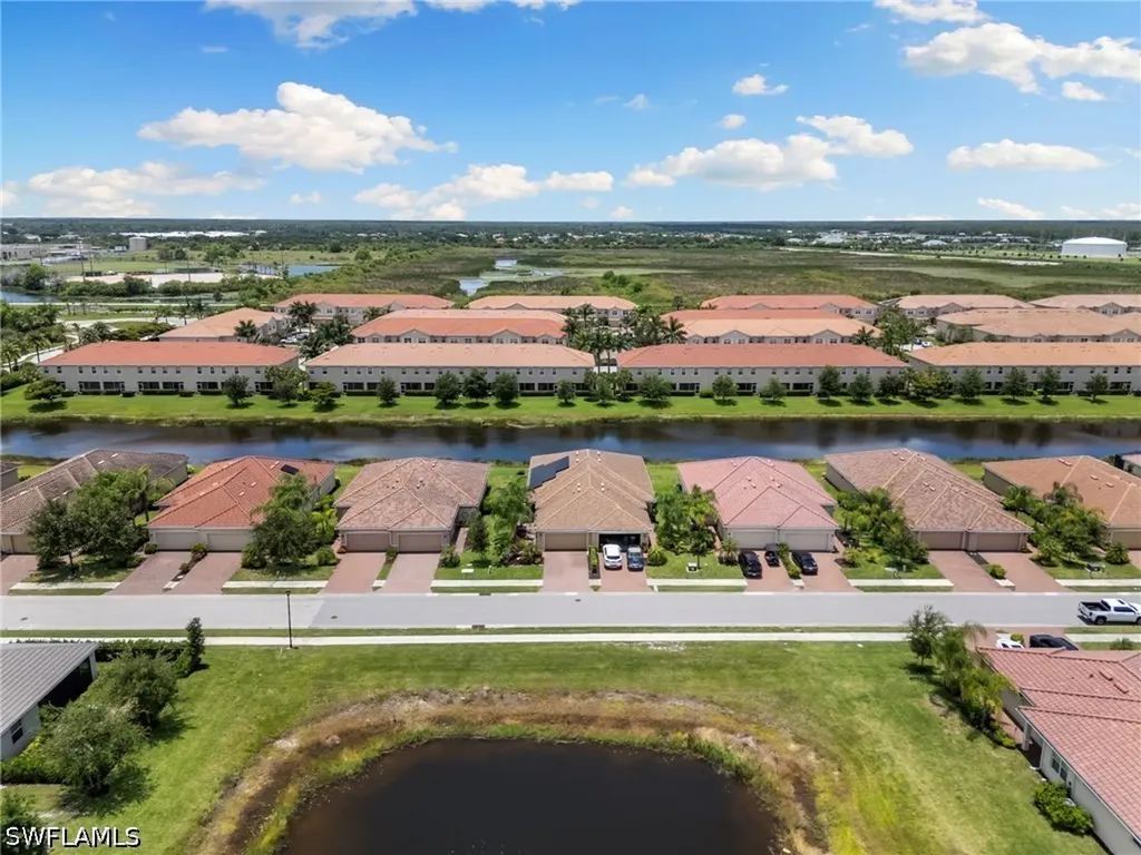 2547 Vine Avenue Naples FL 34120