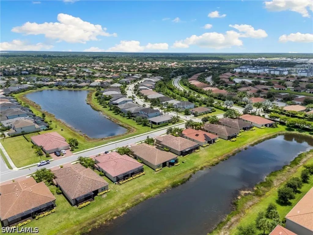 2547 Vine Avenue Naples FL 34120