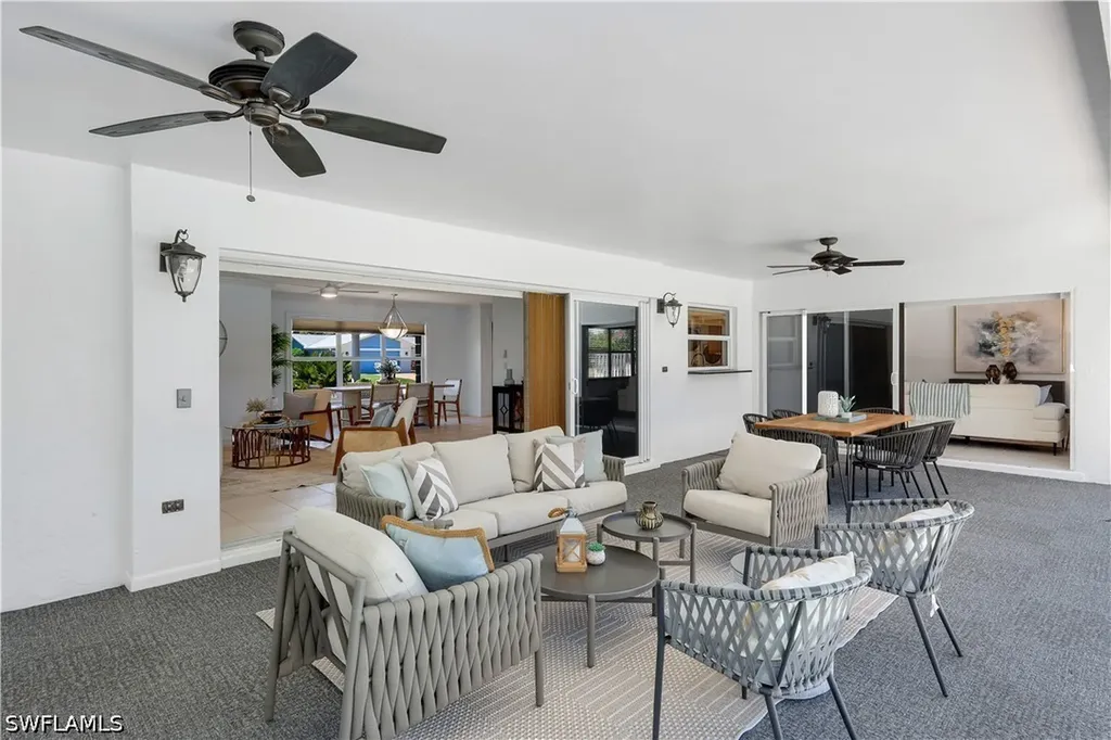 675 Pompano Drive Naples FL 34110