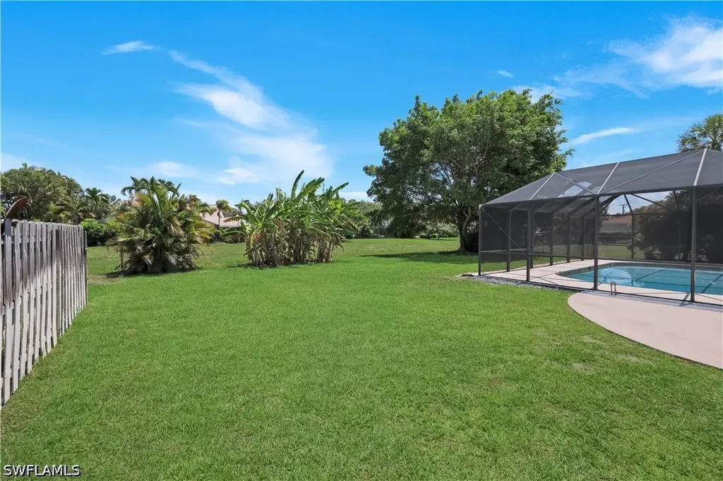 675 Pompano Drive Naples FL 34110