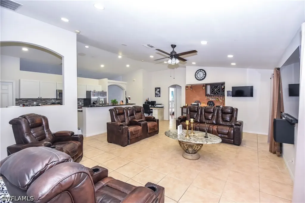 4417 29th Street SW Lehigh Acres FL 33973
