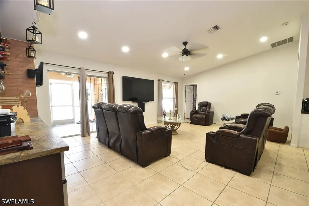 4417 29th Street SW Lehigh Acres FL 33973