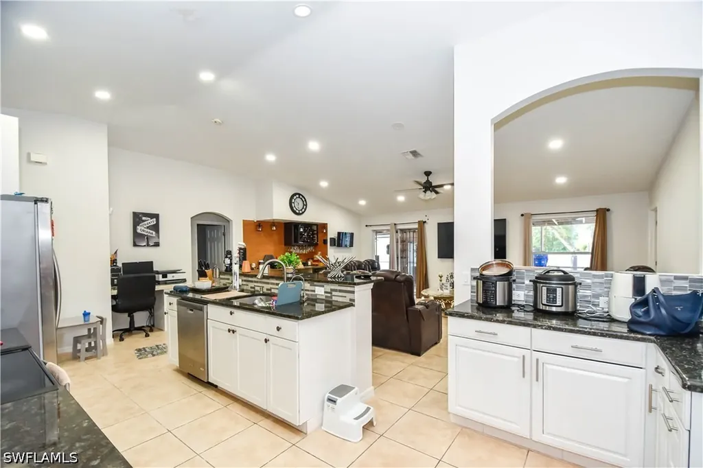 4417 29th Street SW Lehigh Acres FL 33973