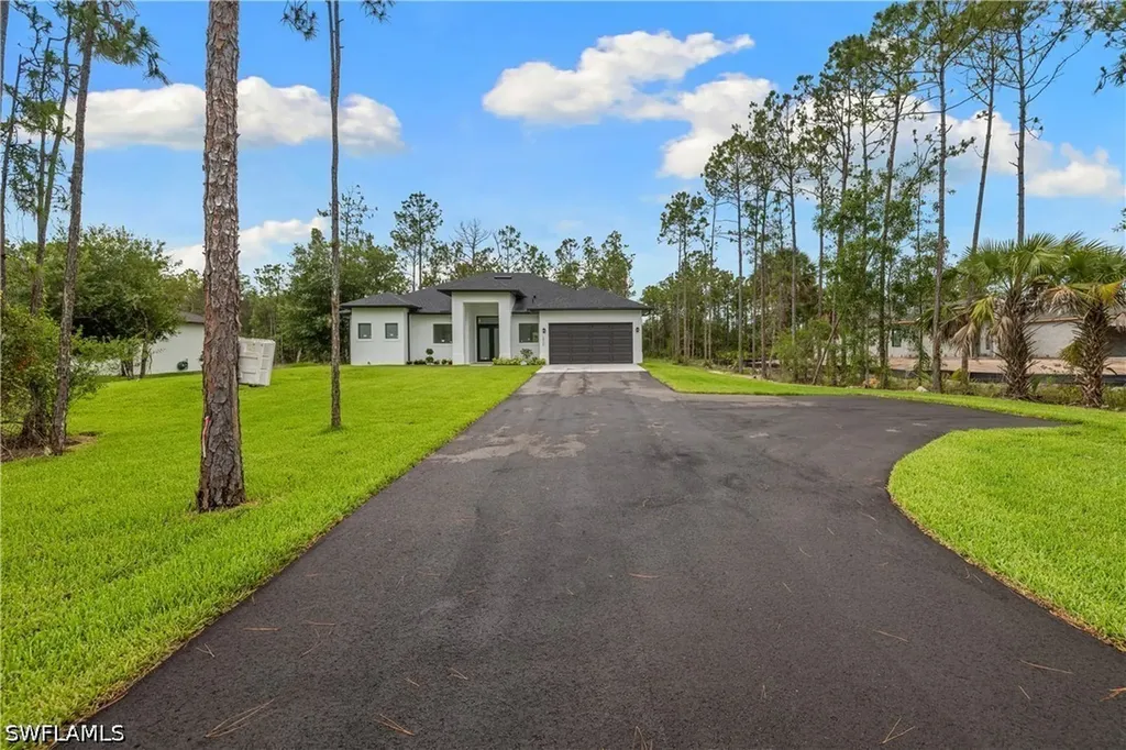 2908 58th Avenue NE Naples FL 34120