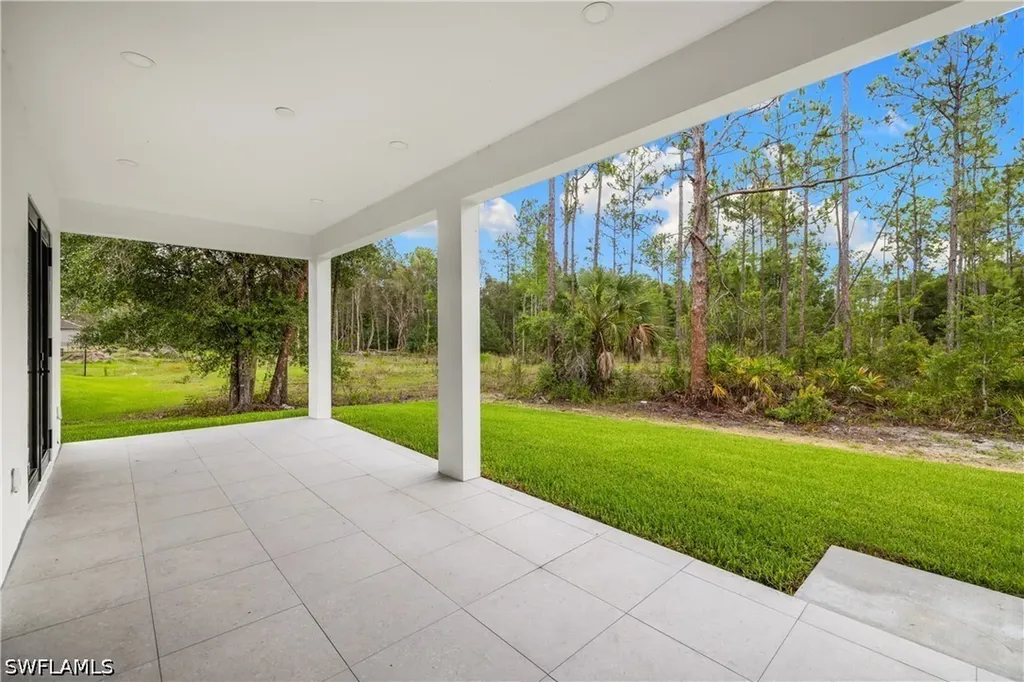 2908 58th Avenue NE Naples FL 34120