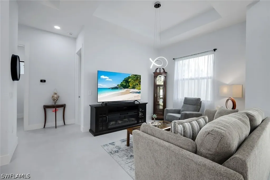 4234 27th Avenue NE Naples FL 34120
