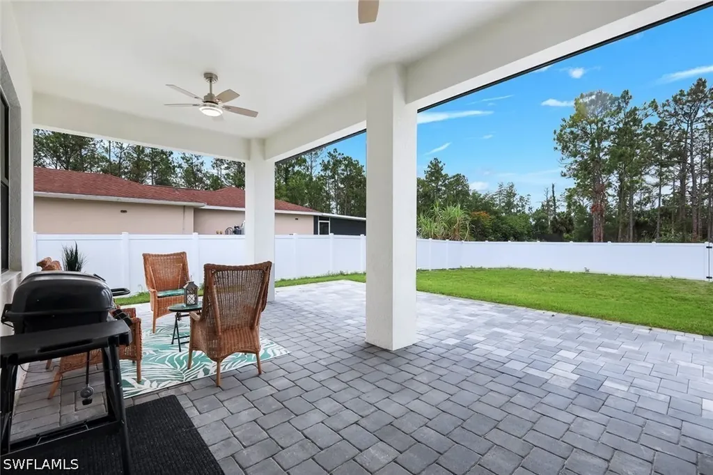 4234 27th Avenue NE Naples FL 34120