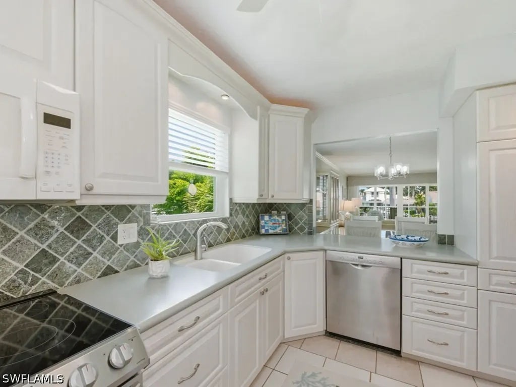 860 Panama Court Marco Island FL 34145