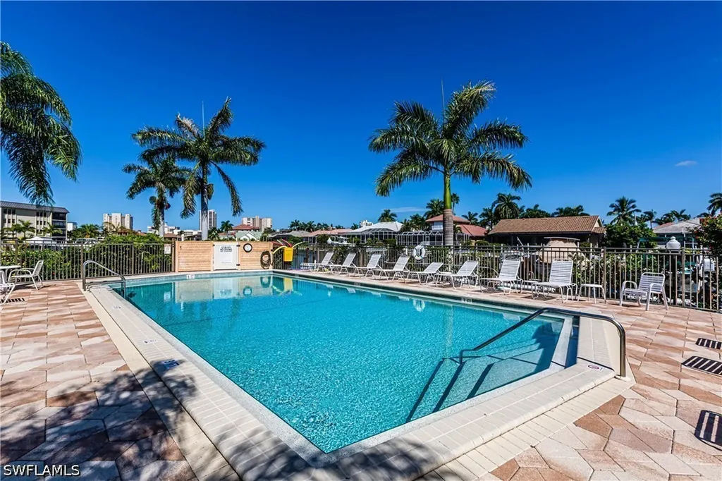 860 Panama Court Marco Island FL 34145